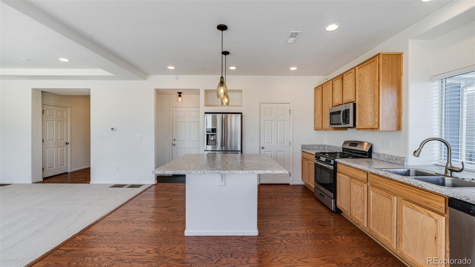 MLS Image #7 for 10587  racine street,commerce city, Colorado