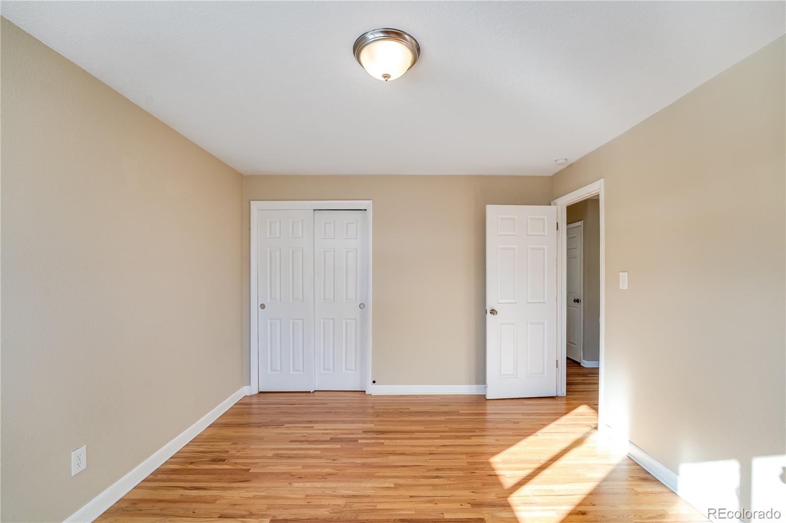 MLS Image #10 for 11221 w 60th avenue,arvada, Colorado