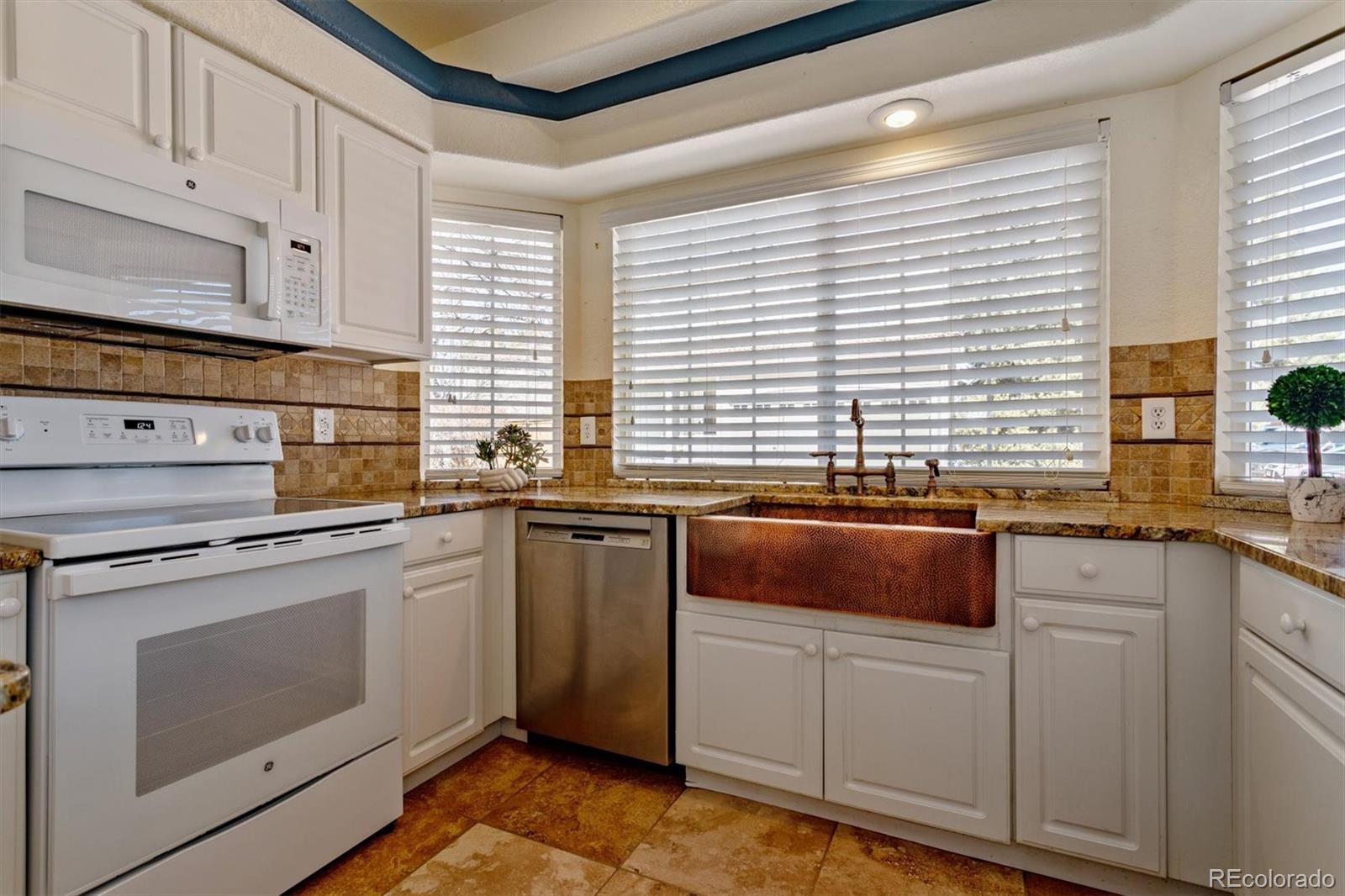 MLS Image #6 for 1529  laurenwood way,highlands ranch, Colorado