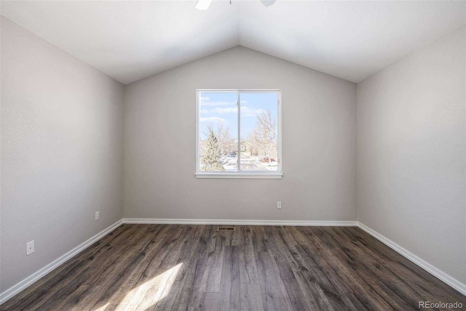 MLS Image #13 for 815  thornwood circle,longmont, Colorado