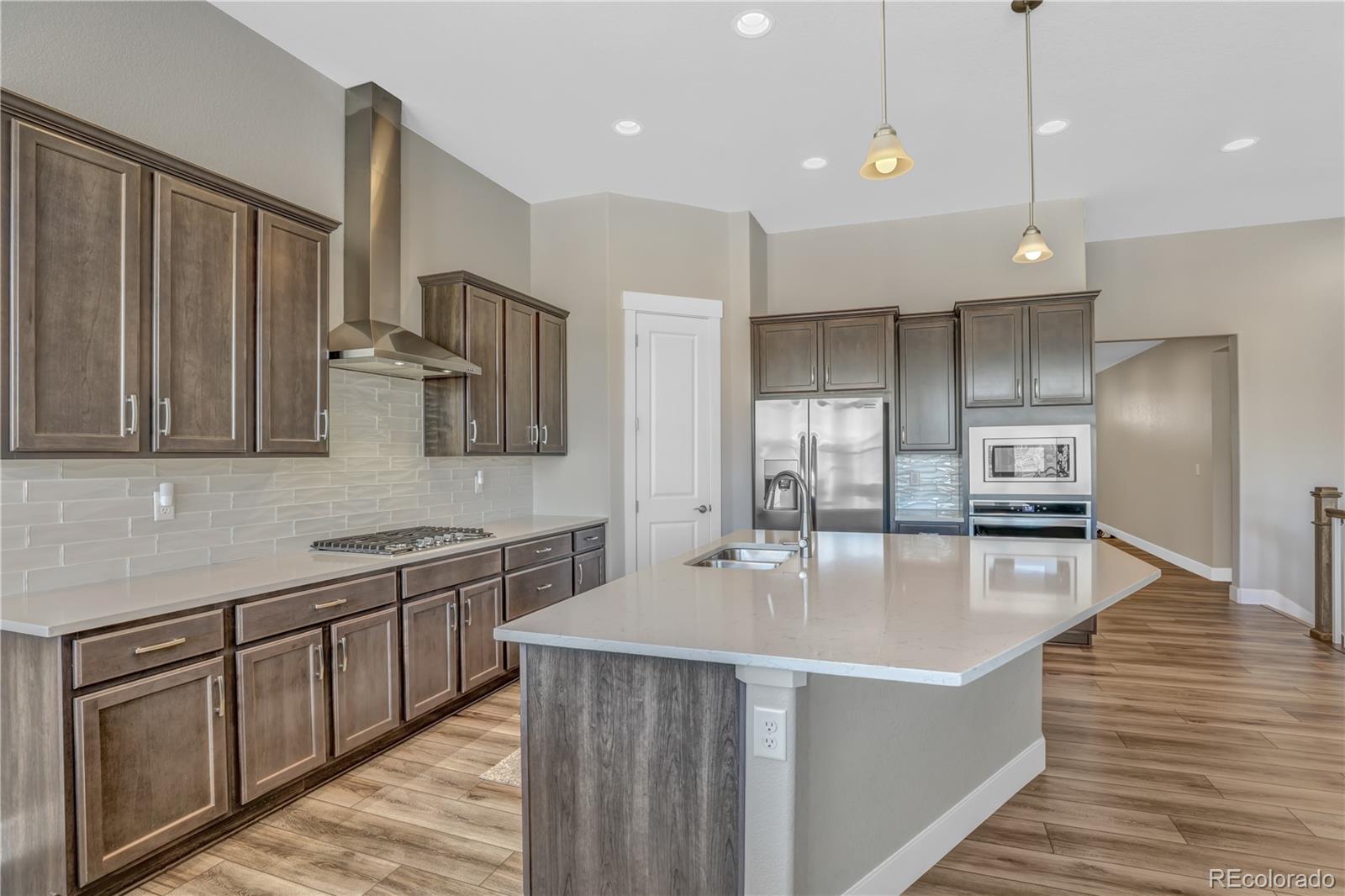 MLS Image #3 for 326  bronco court,berthoud, Colorado