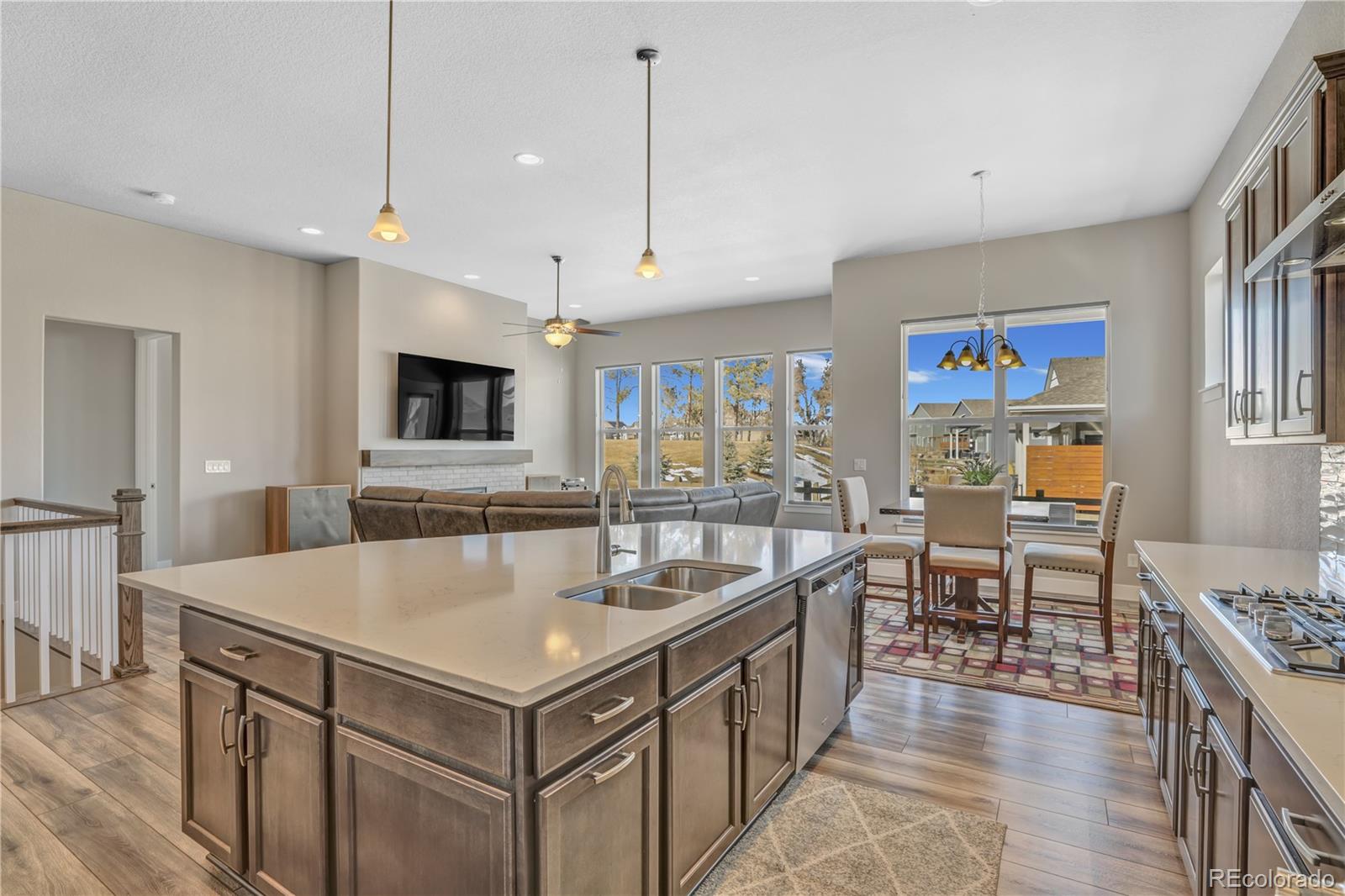 MLS Image #4 for 326  bronco court,berthoud, Colorado