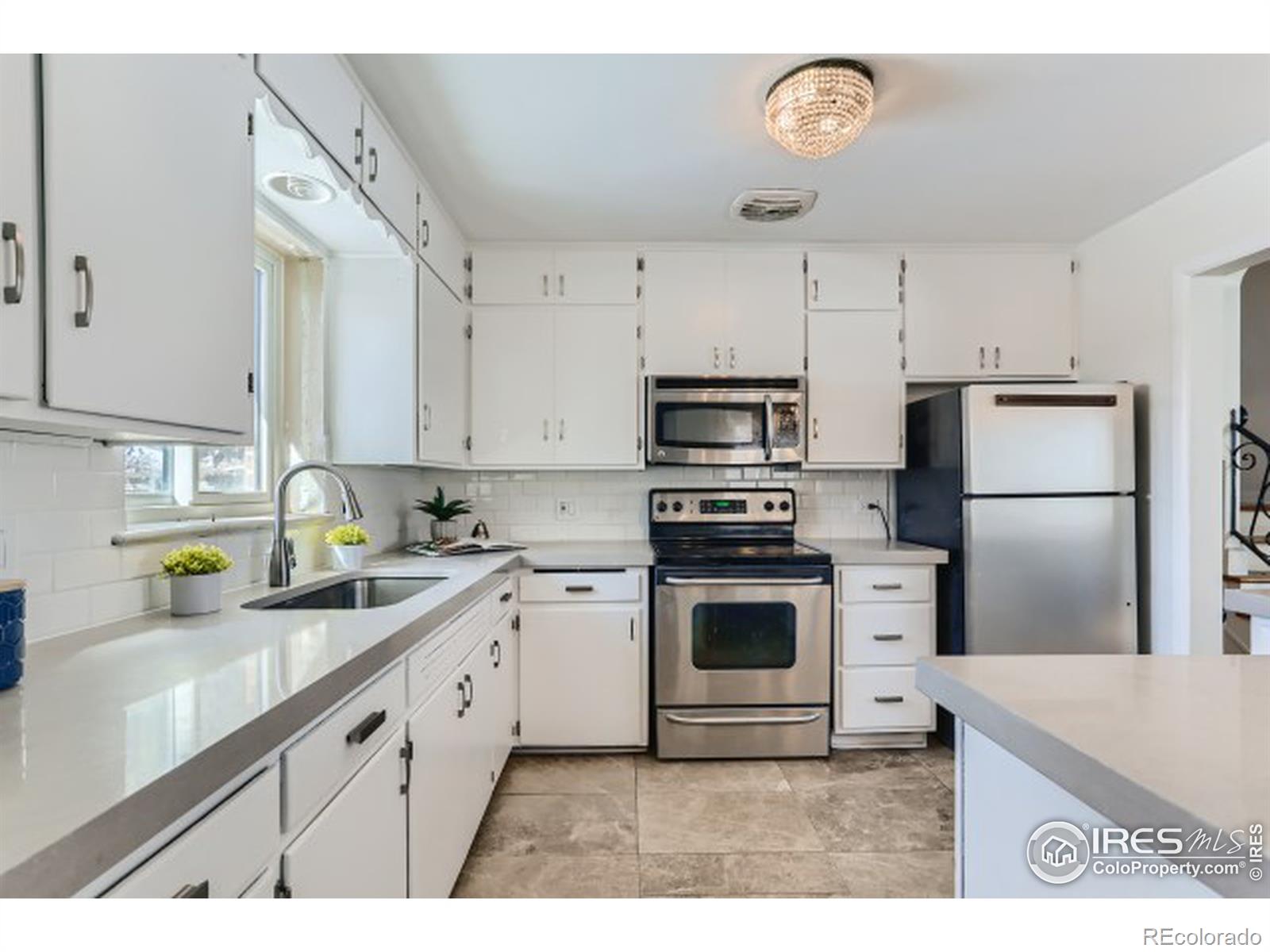 MLS Image #12 for 2061 s wolff street,denver, Colorado