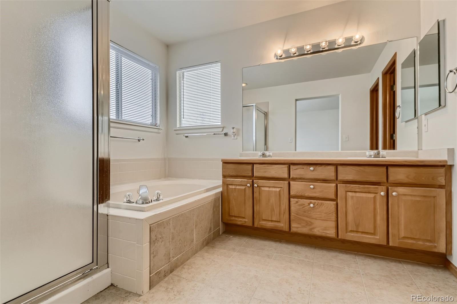 MLS Image #15 for 2490 s zeno street,aurora, Colorado