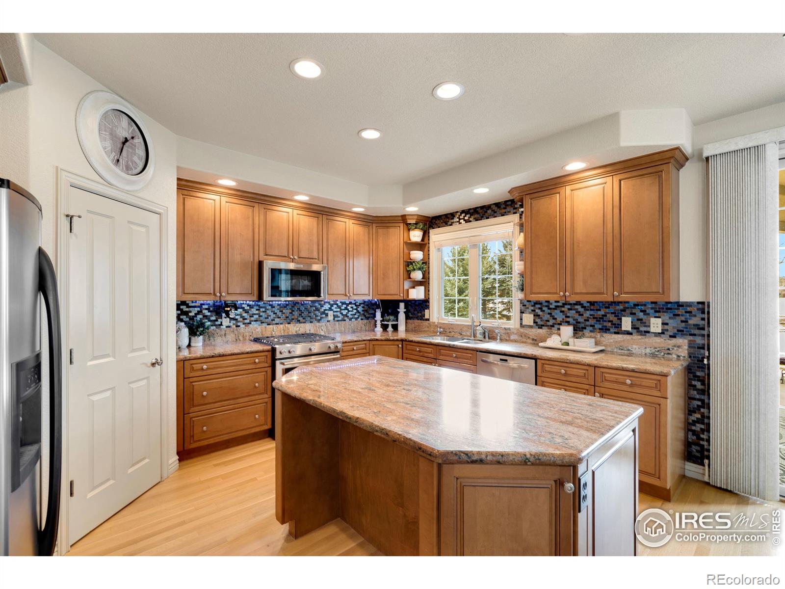 MLS Image #10 for 2261  shoreside drive,berthoud, Colorado