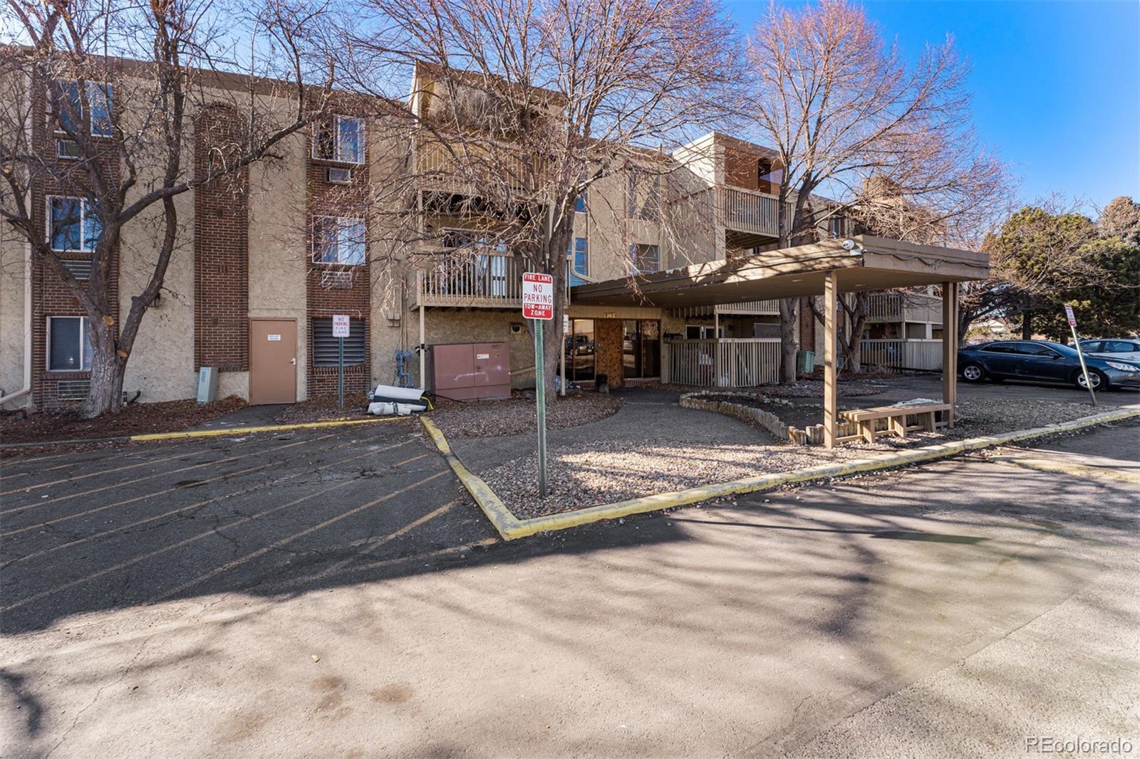 MLS Image #24 for 1302 s parker road,denver, Colorado
