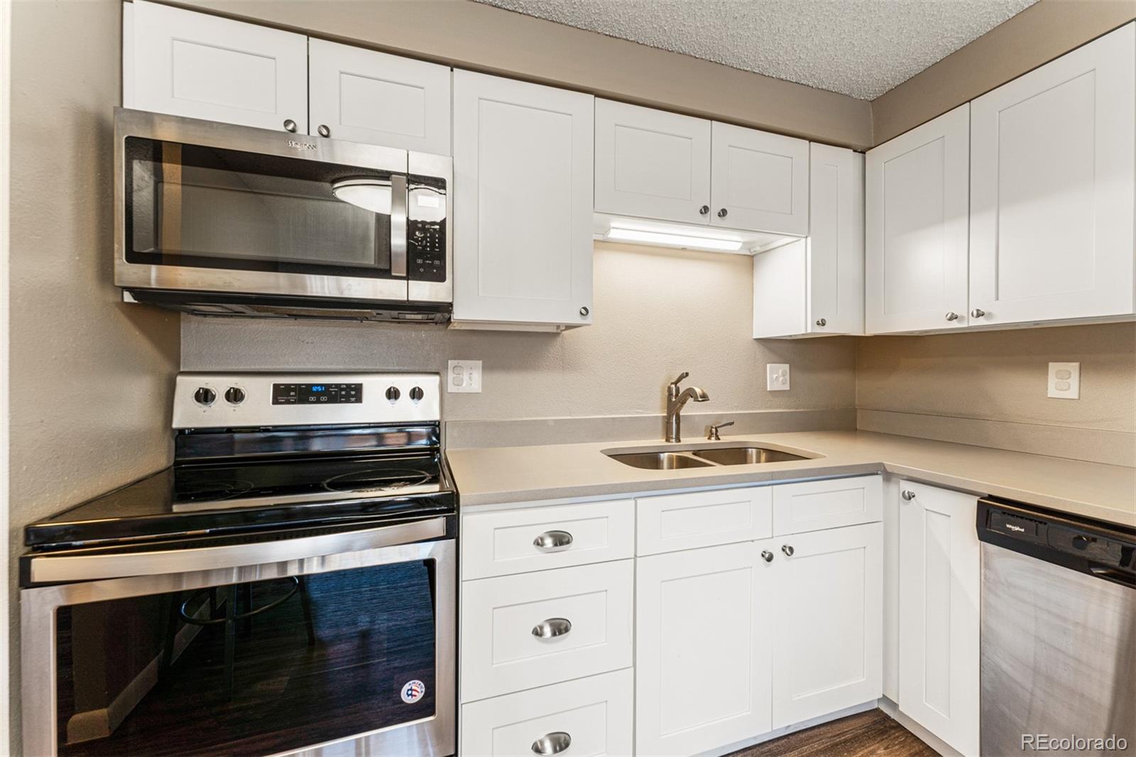 MLS Image #7 for 1302 s parker road,denver, Colorado