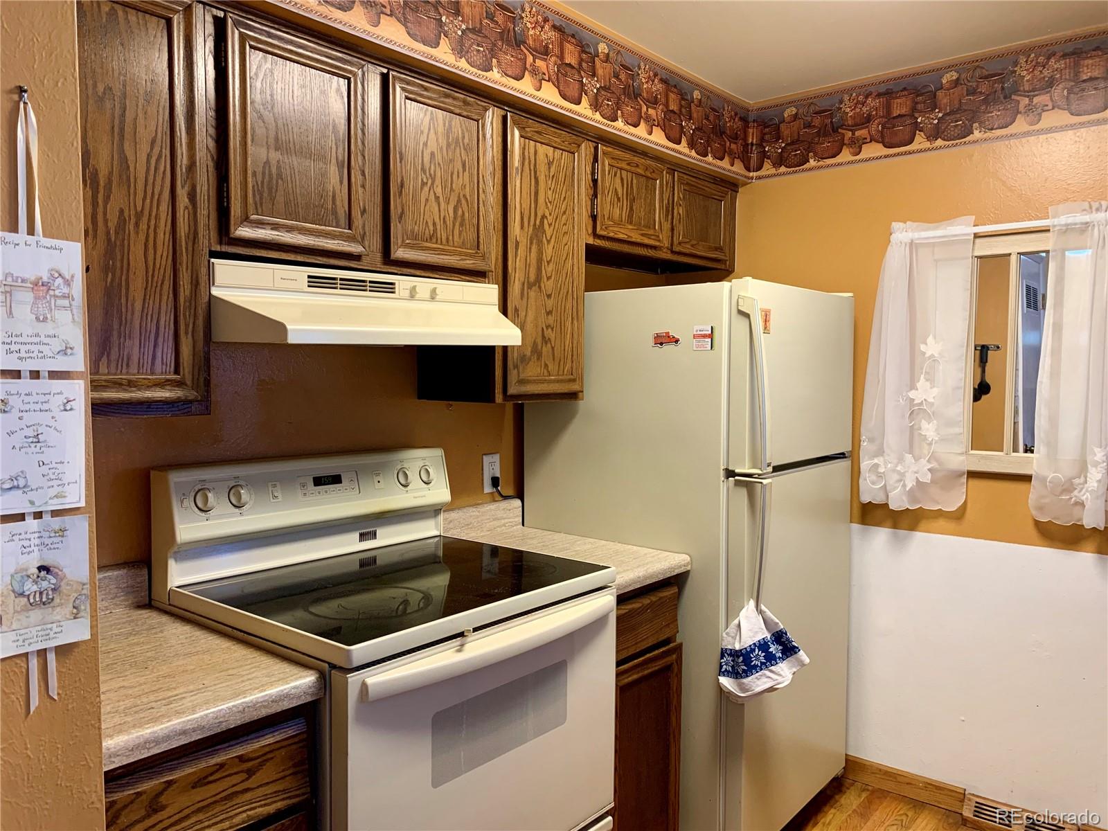 MLS Image #10 for 7700 w glasgow place,littleton, Colorado