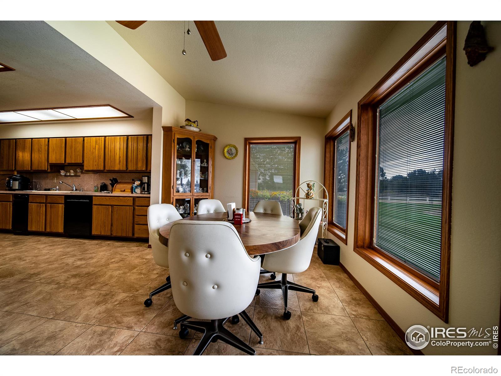 MLS Image #10 for 801  grand avenue,akron, Colorado