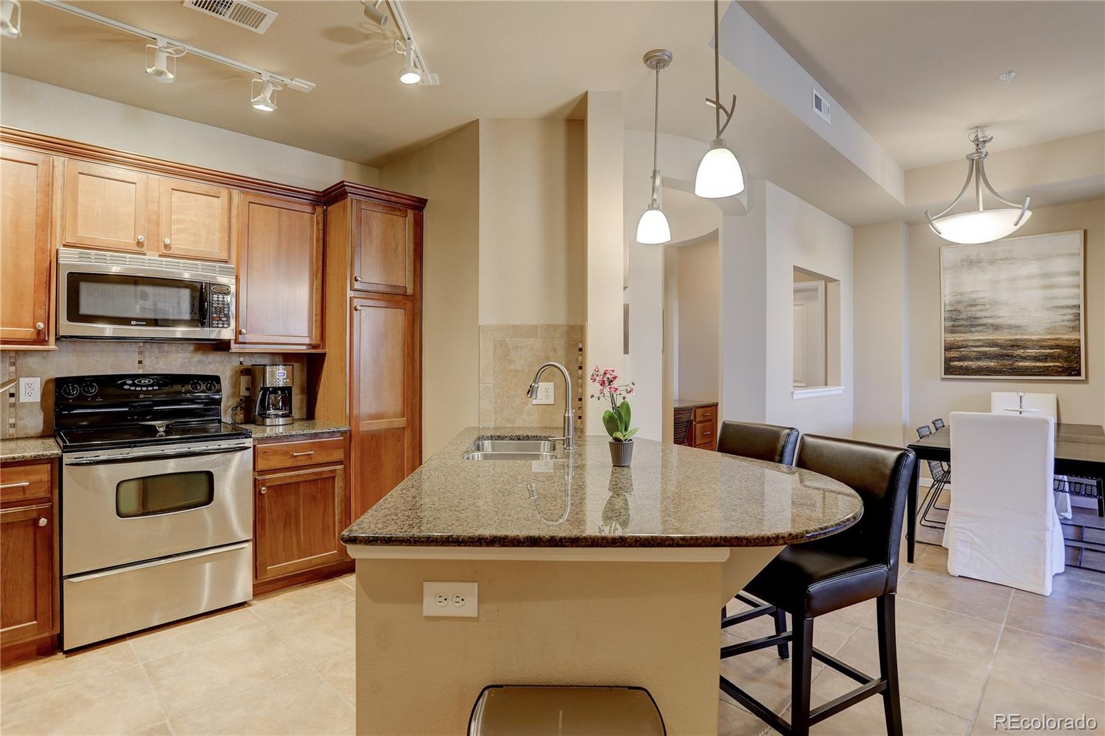 MLS Image #2 for 7820  inverness boulevard,englewood, Colorado
