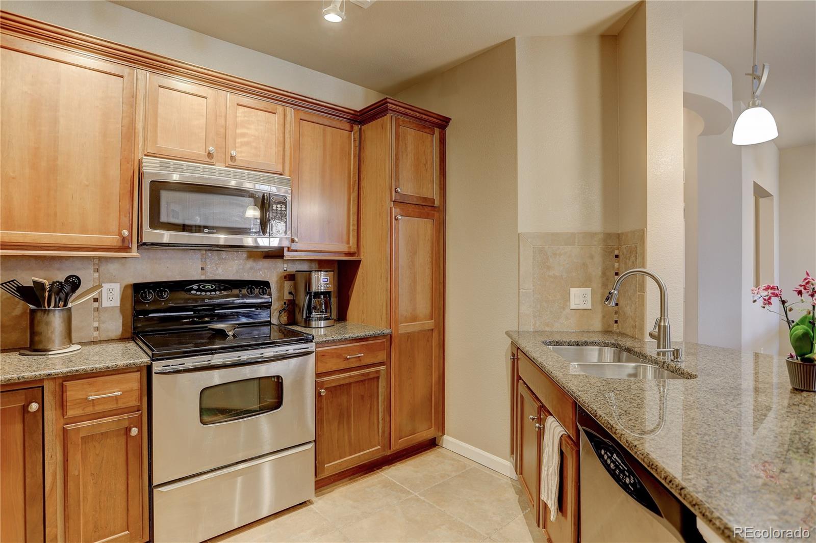 MLS Image #5 for 7820  inverness boulevard,englewood, Colorado