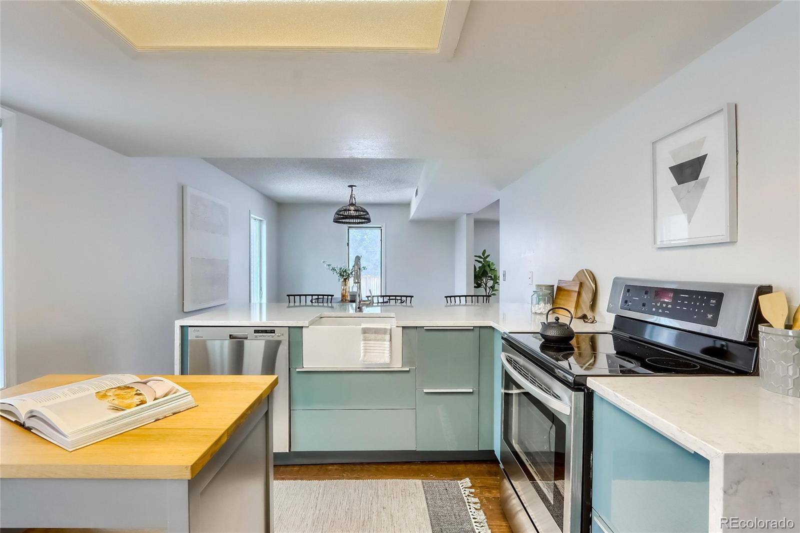 MLS Image #11 for 6405 s dayton street,englewood, Colorado