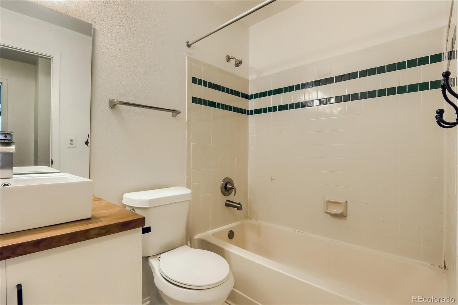 MLS Image #26 for 6405 s dayton street,englewood, Colorado