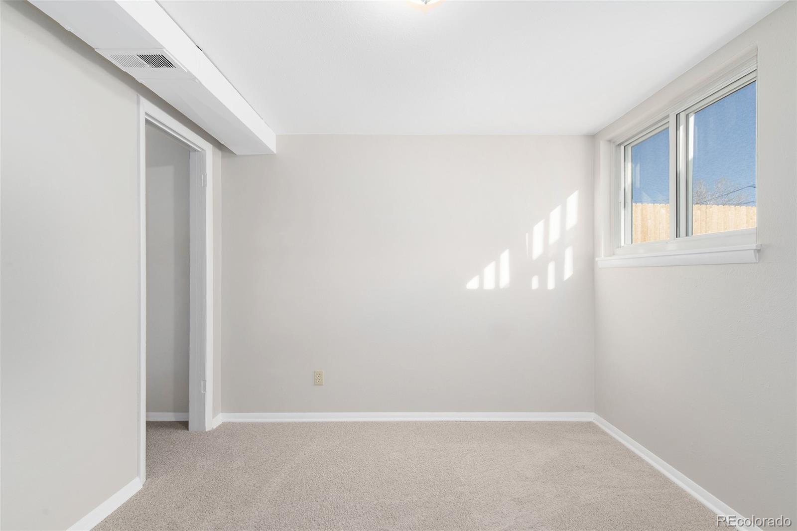 MLS Image #15 for 12304 e park lane drive,aurora, Colorado