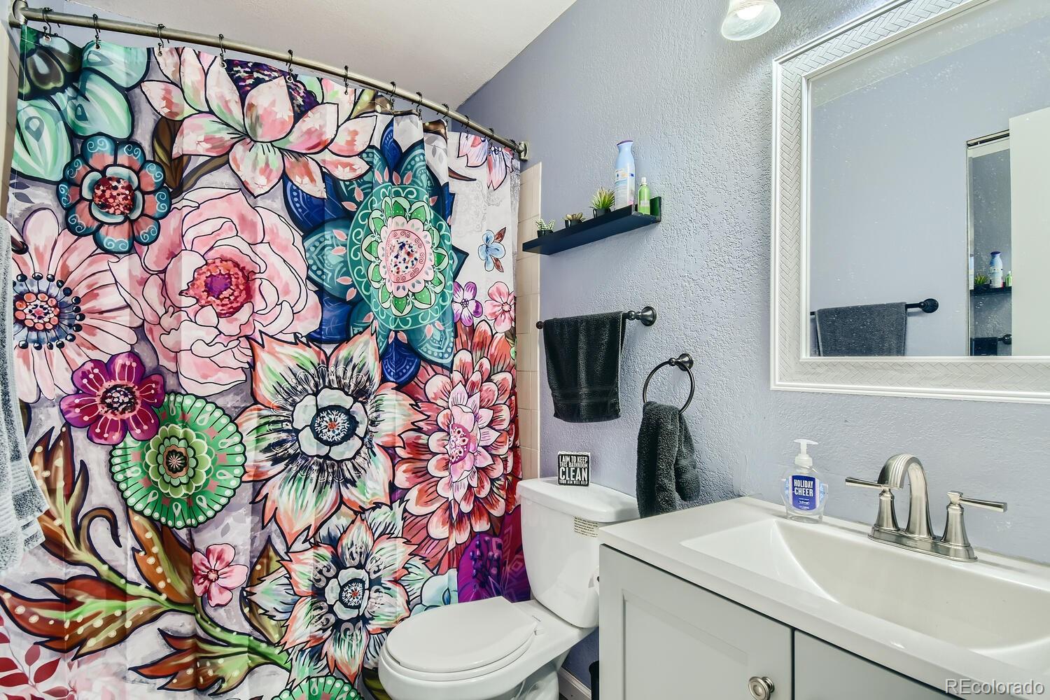 MLS Image #16 for 2469  devonshire court,denver, Colorado