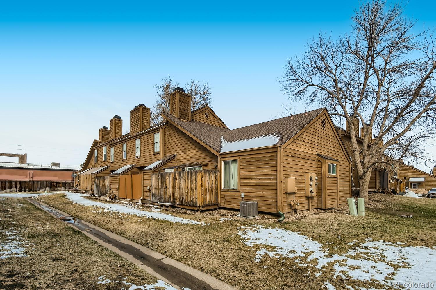 MLS Image #26 for 2469  devonshire court,denver, Colorado