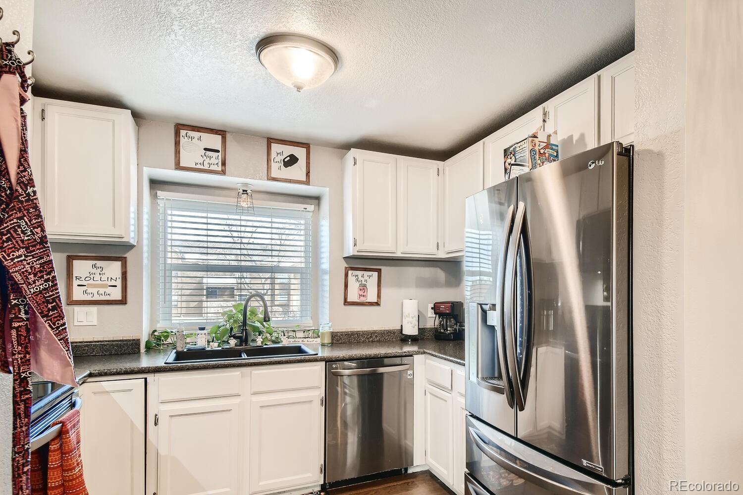 MLS Image #5 for 2469  devonshire court,denver, Colorado