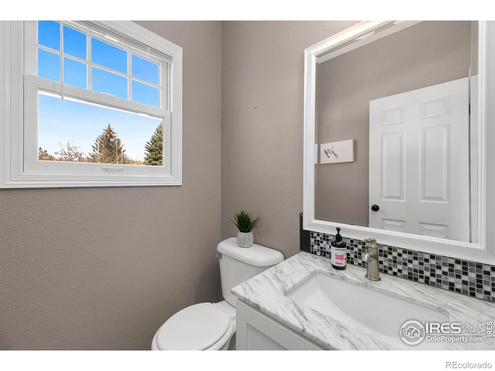 MLS Image #18 for 2518  mckeag court,fort collins, Colorado