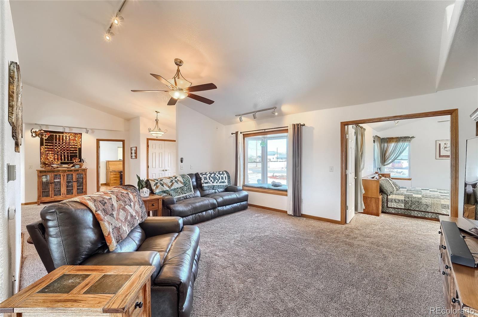 MLS Image #5 for 402 n garden court,platteville, Colorado