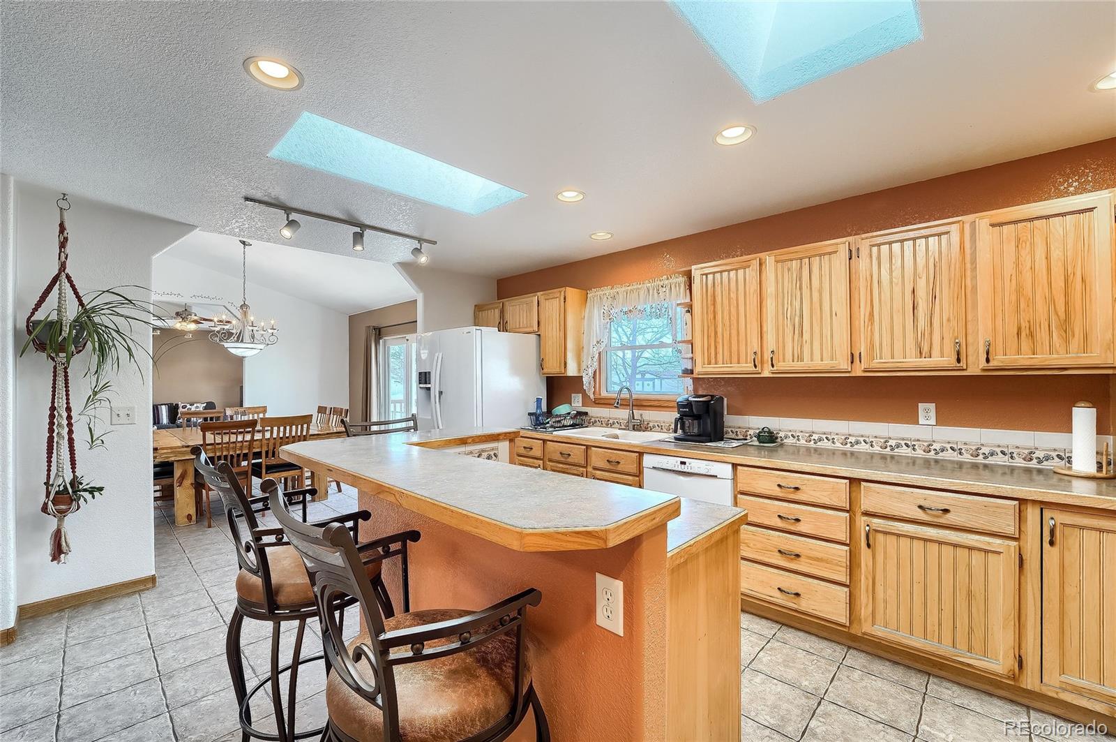MLS Image #8 for 402 n garden court,platteville, Colorado