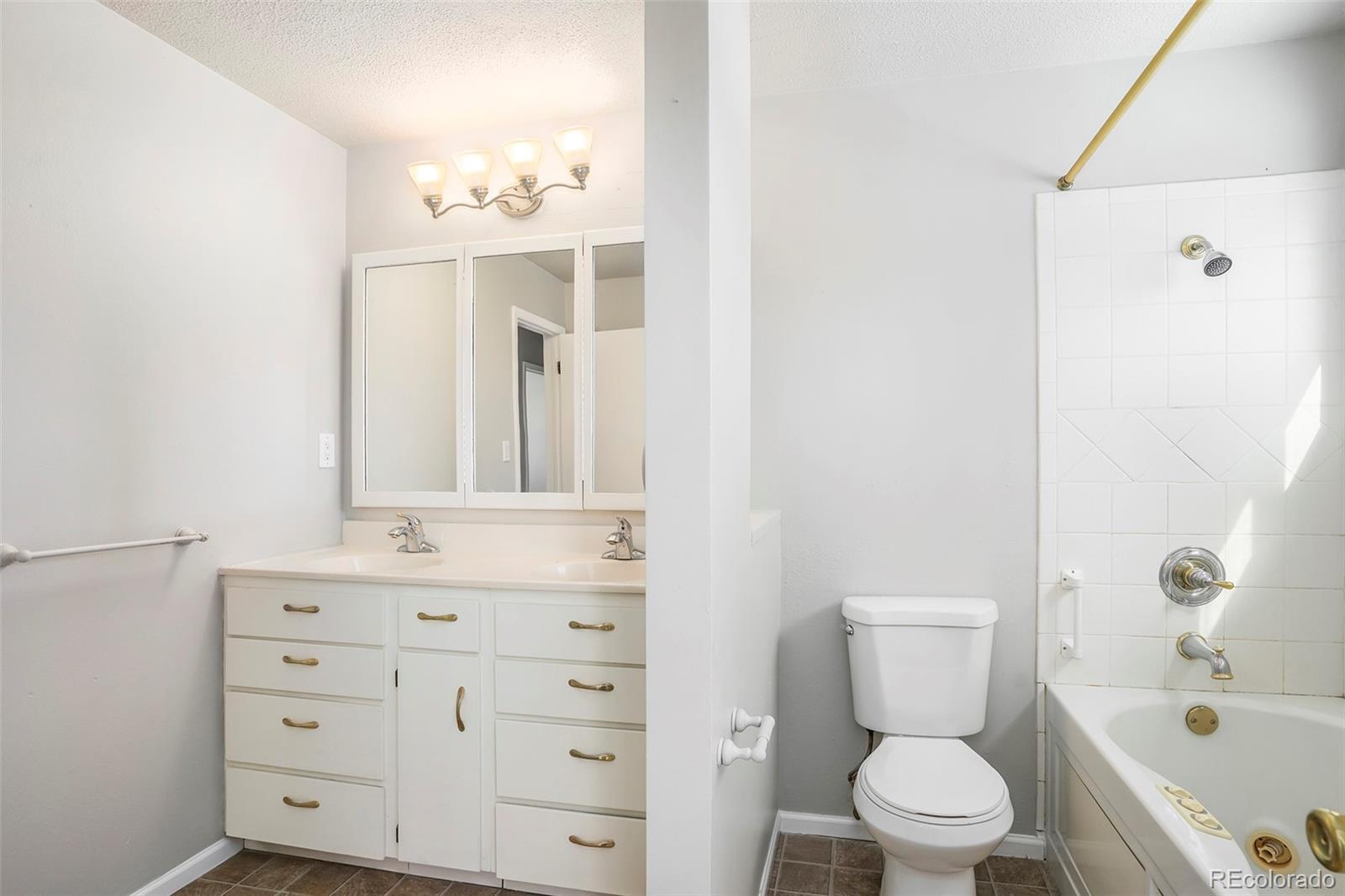 MLS Image #5 for 1207 n chelton road,colorado springs, Colorado