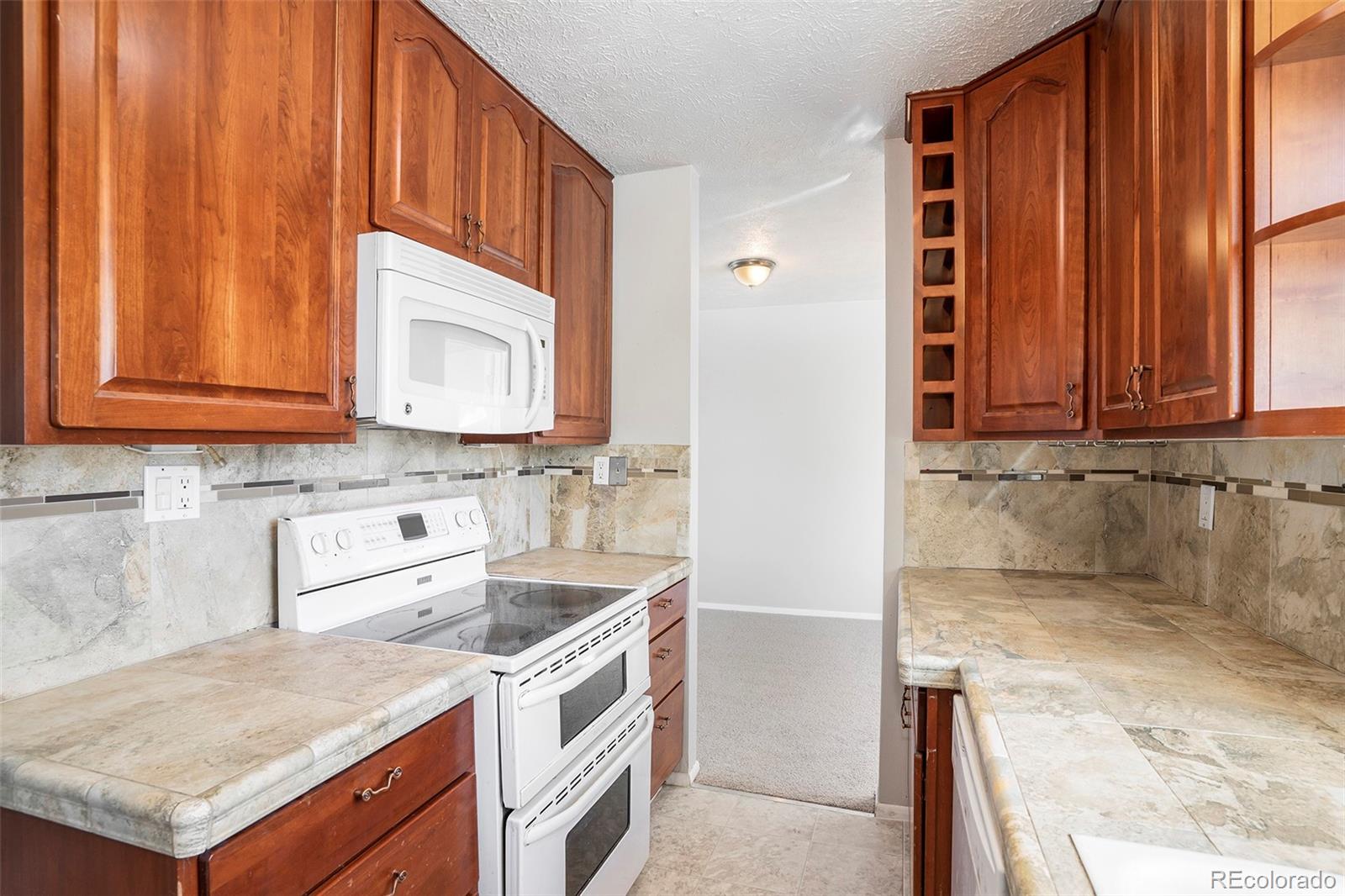 MLS Image #7 for 1207 n chelton road,colorado springs, Colorado