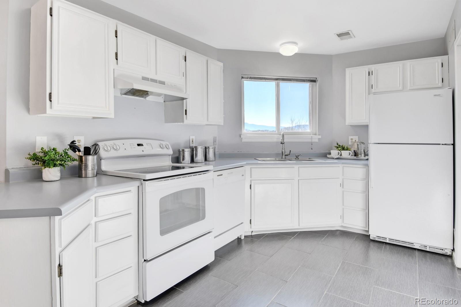 MLS Image #12 for 4985  twin lakes road,boulder, Colorado