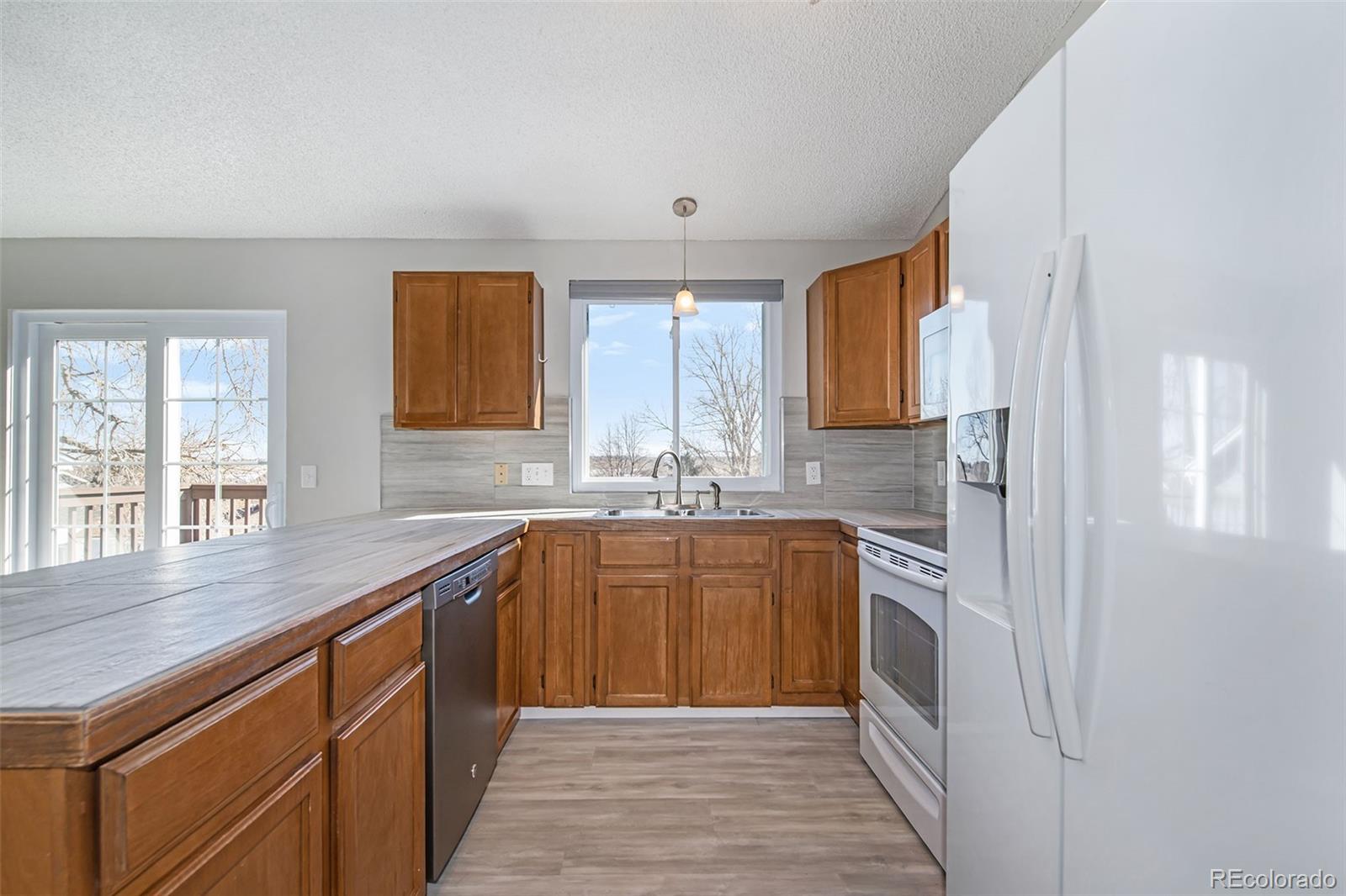 MLS Image #1 for 4564 s richfield street,aurora, Colorado