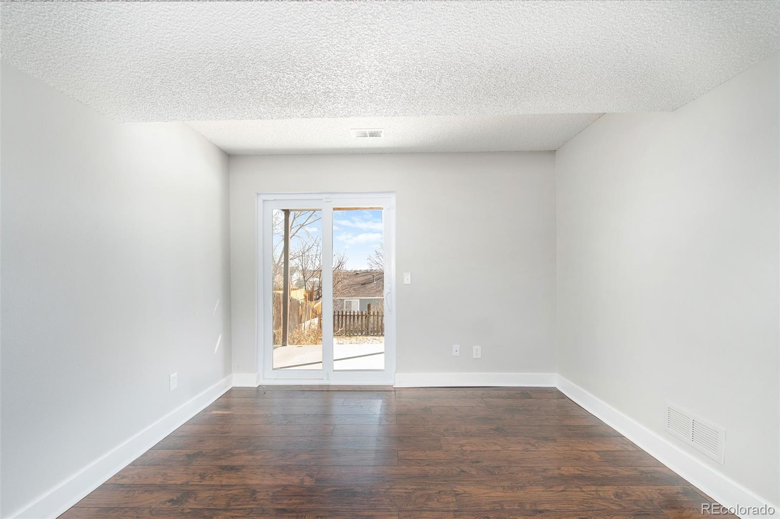 MLS Image #6 for 4564 s richfield street,aurora, Colorado