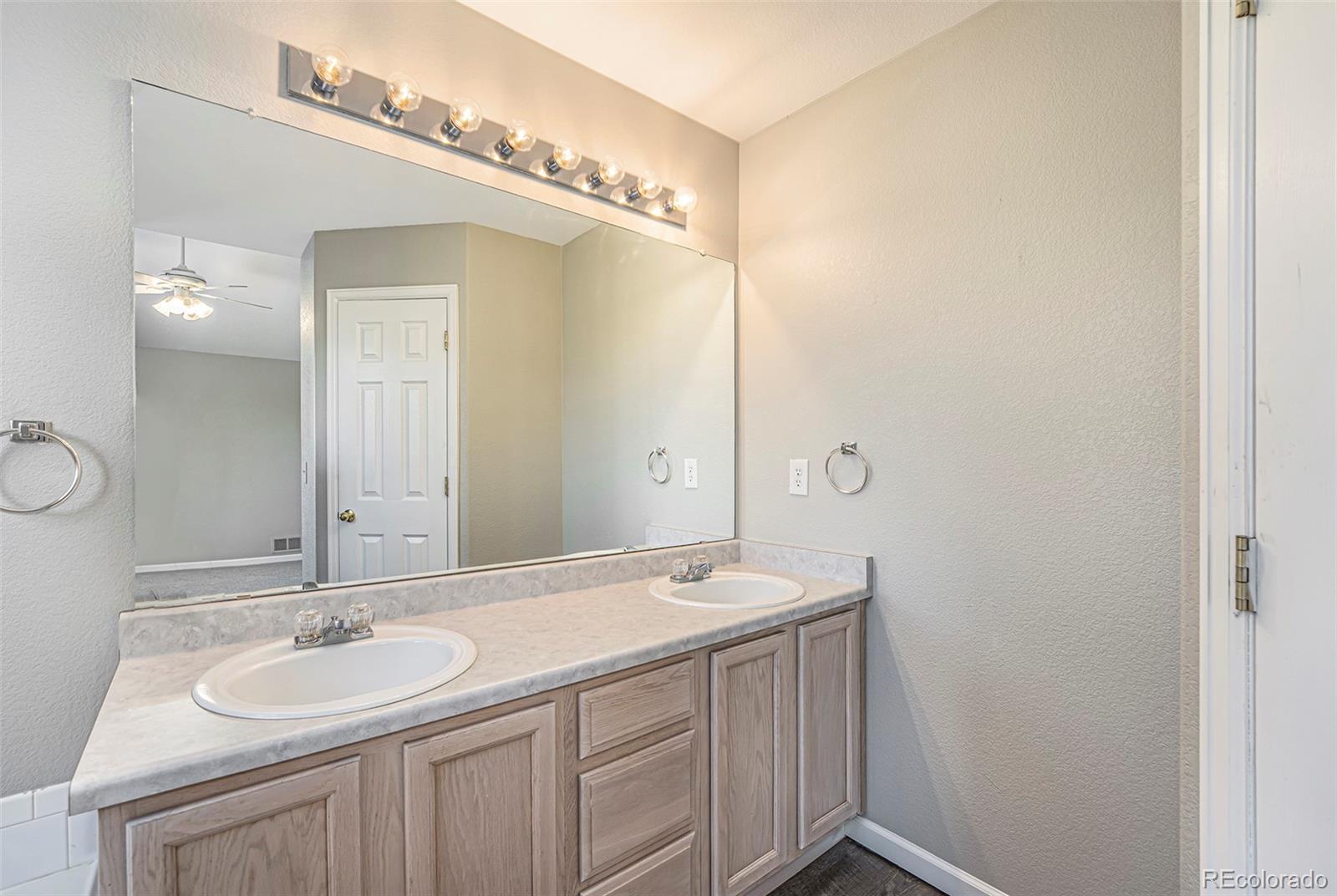 MLS Image #5 for 12513  alcott street,broomfield, Colorado