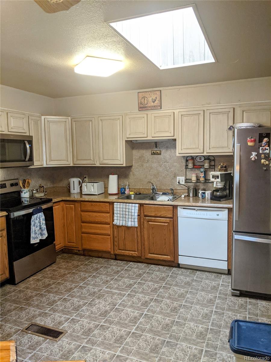 MLS Image #6 for 5970  newport street,commerce city, Colorado