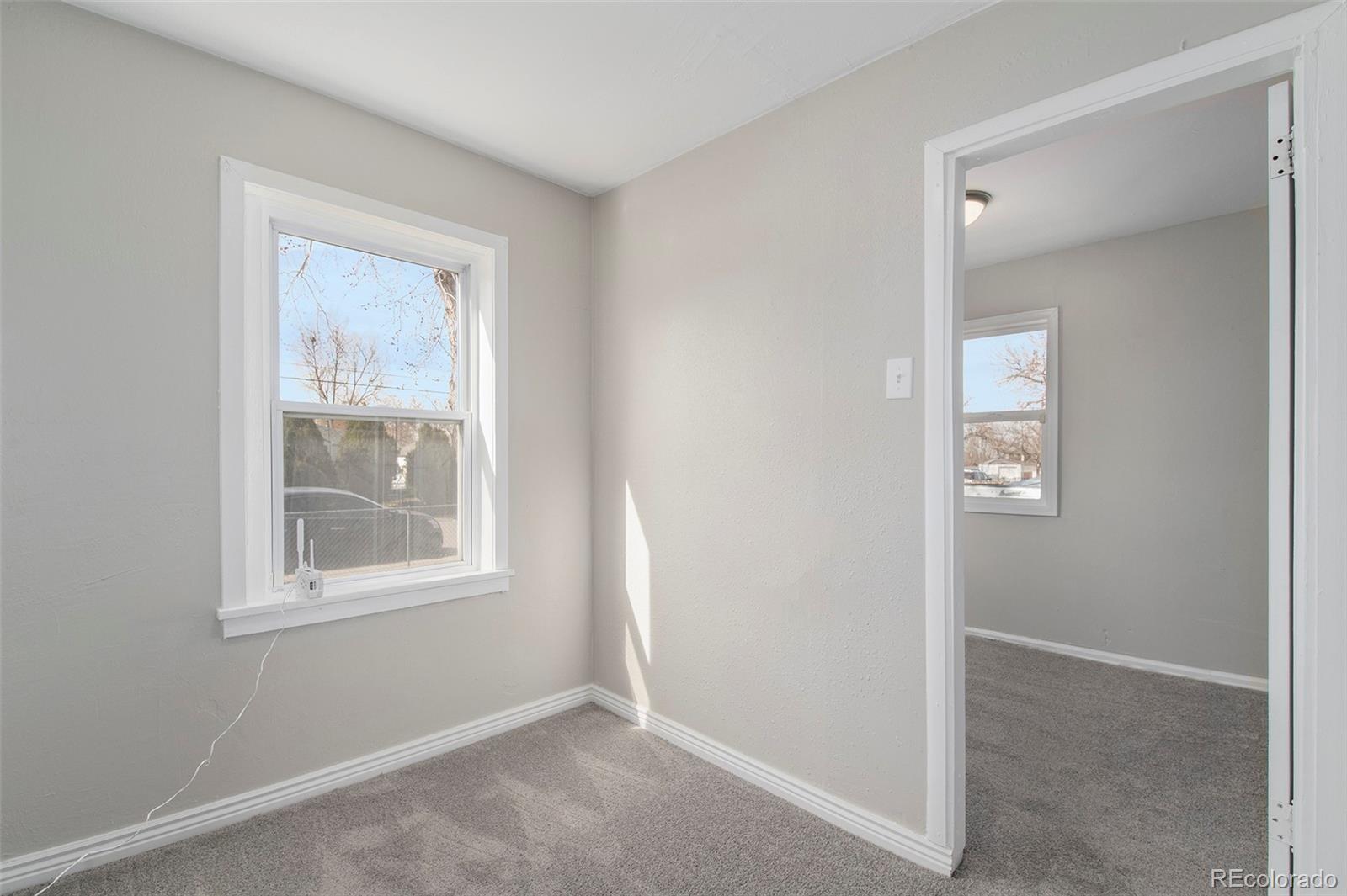 MLS Image #14 for 4760  saint paul street,denver, Colorado