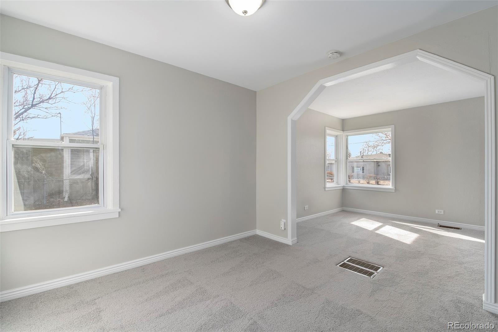 MLS Image #4 for 4760  saint paul street,denver, Colorado