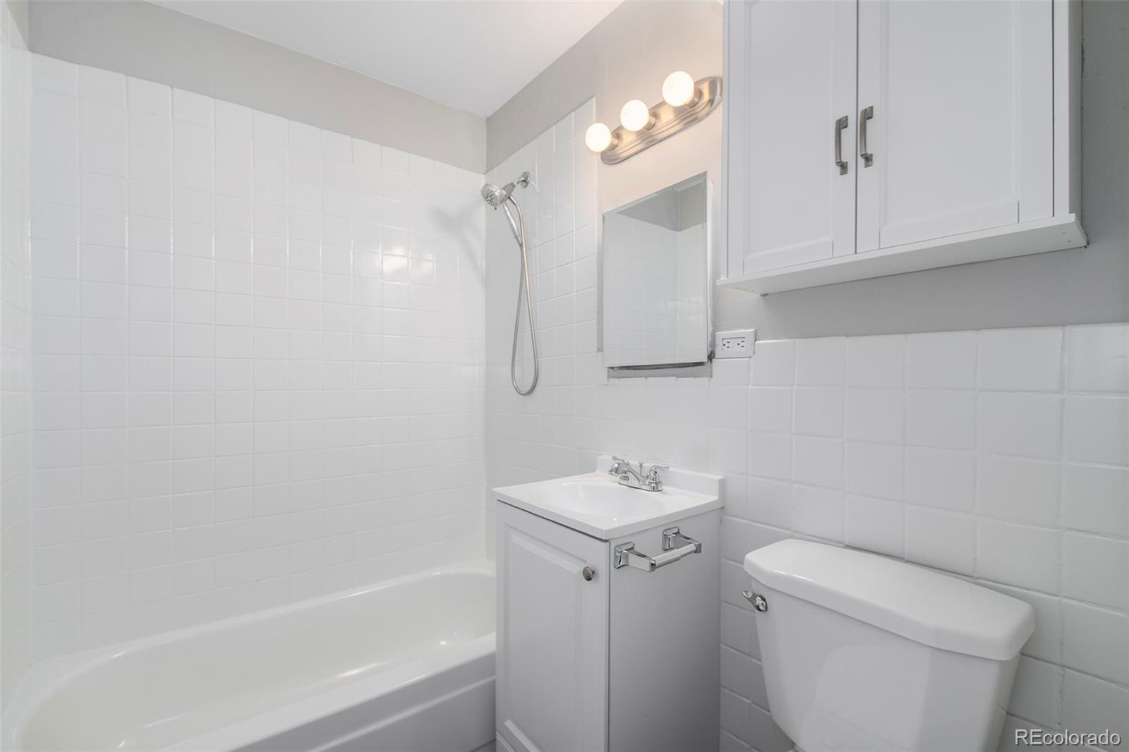 MLS Image #5 for 4760  saint paul street,denver, Colorado
