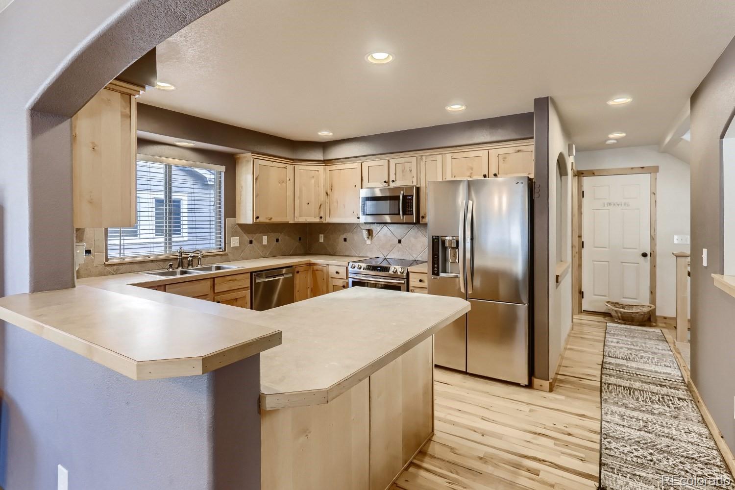 MLS Image #7 for 451  sundance drive,windsor, Colorado