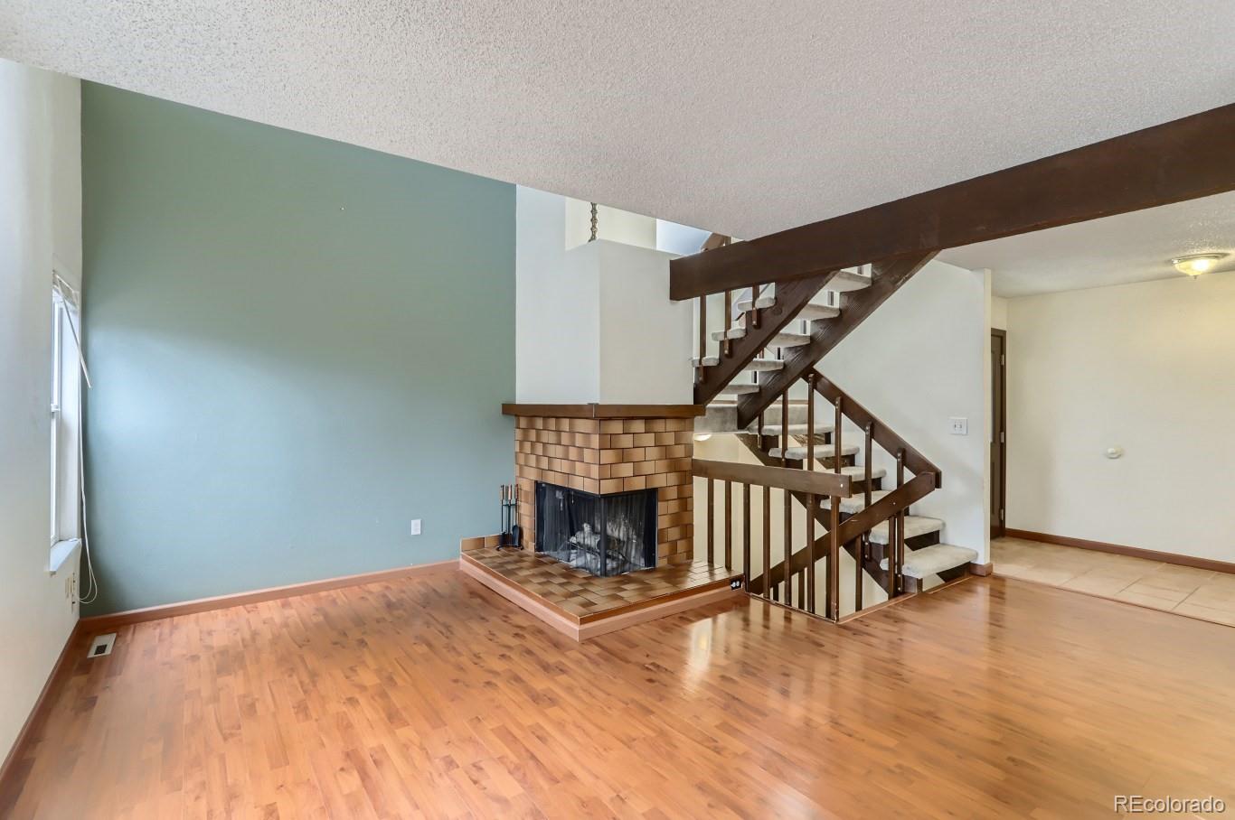 MLS Image #2 for 1039  lee way,longmont, Colorado