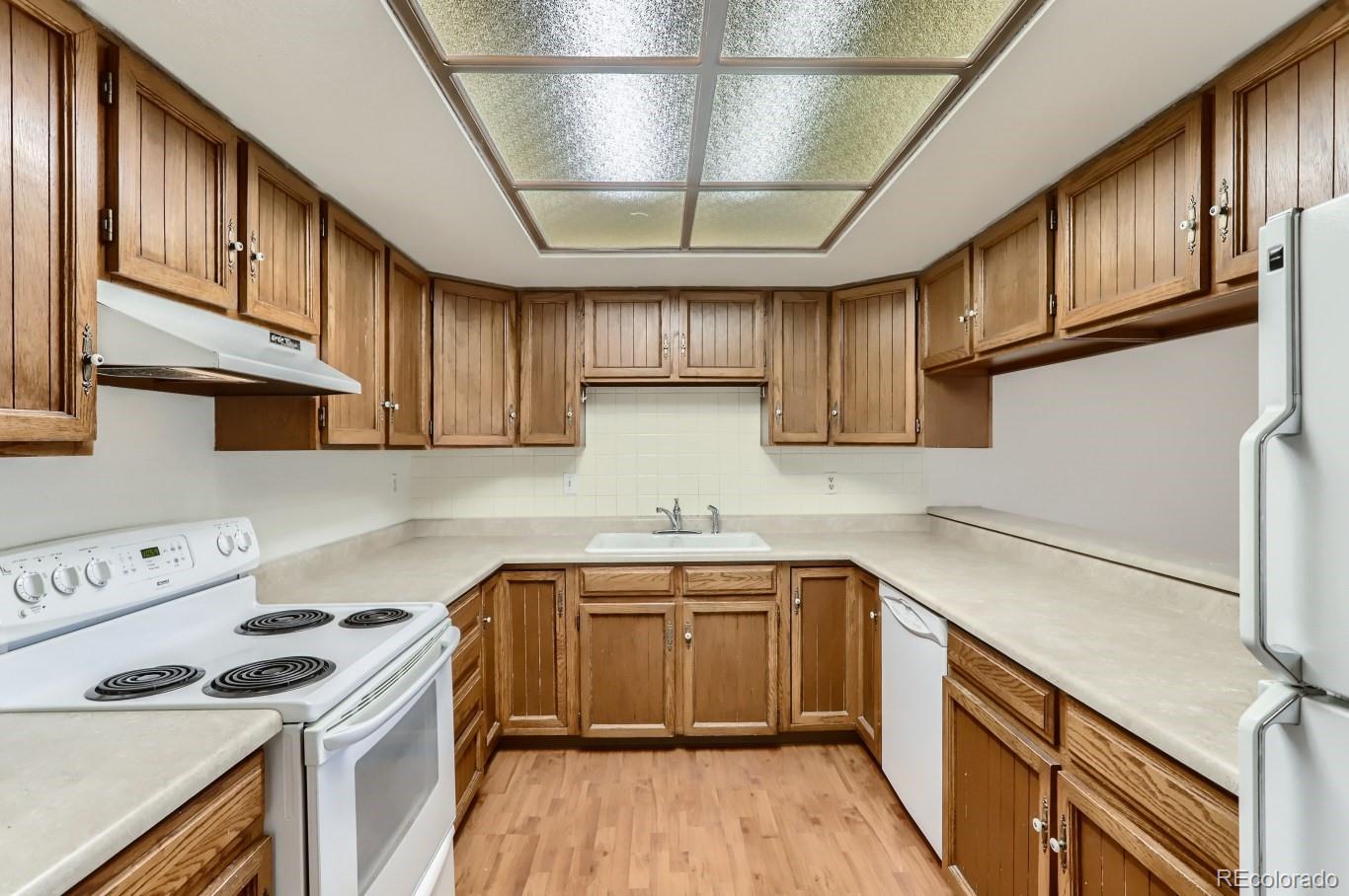 MLS Image #3 for 1039  lee way,longmont, Colorado