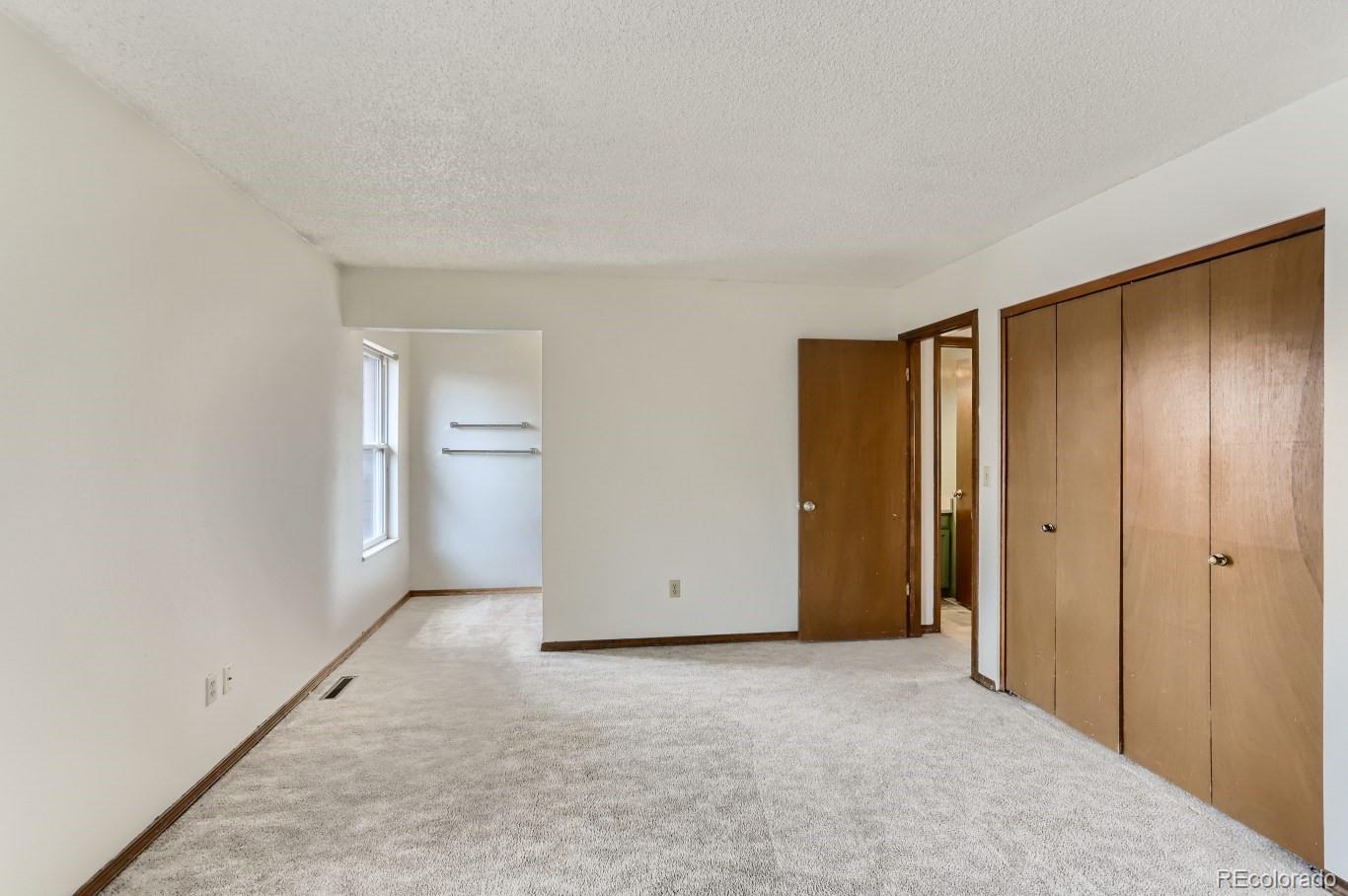 MLS Image #5 for 1039  lee way,longmont, Colorado