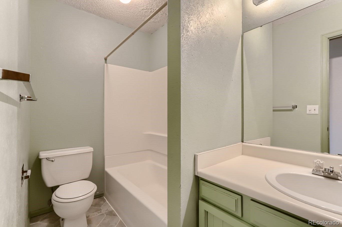 MLS Image #7 for 1039  lee way,longmont, Colorado