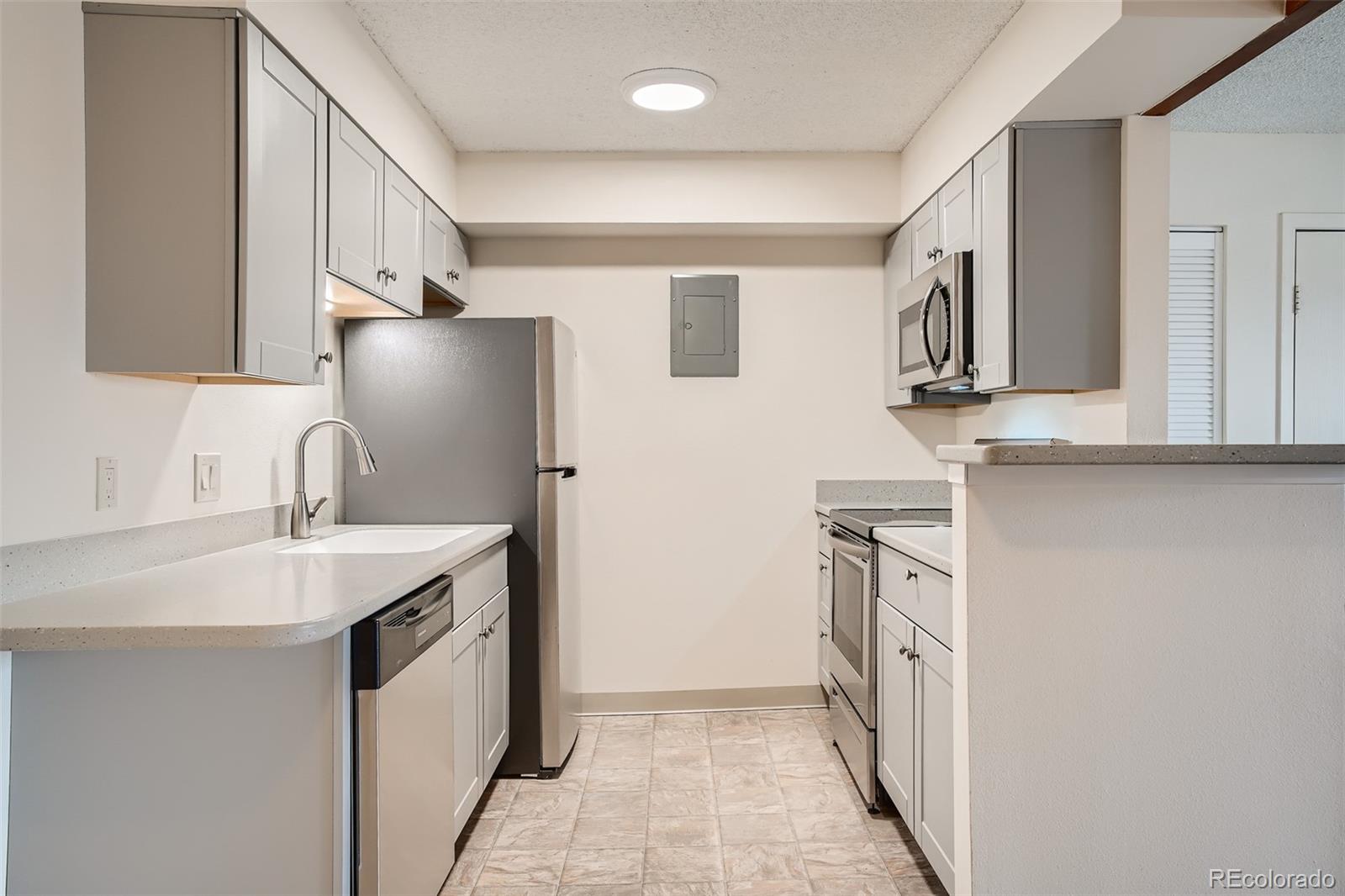 MLS Image #4 for 7000 w 20th avenue 106,lakewood, Colorado