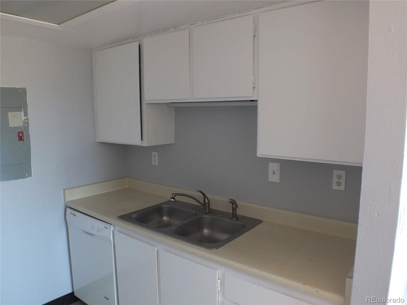 MLS Image #7 for 2201  sable boulevard,aurora, Colorado