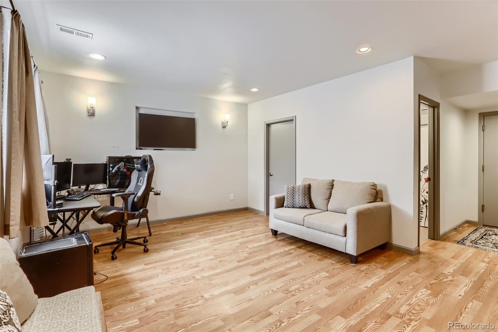 MLS Image #21 for 460  saint charles place,johnstown, Colorado