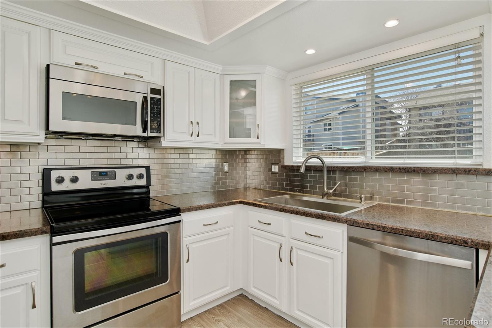 MLS Image #12 for 624  ridgeglen way,highlands ranch, Colorado