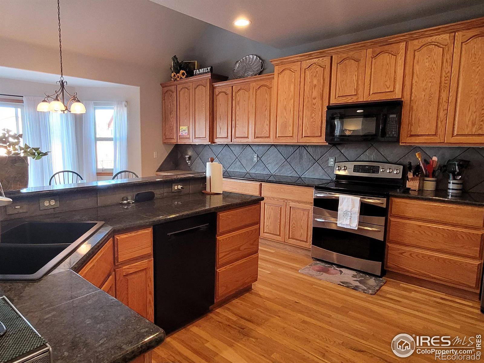 MLS Image #6 for 27640  hopi trail,loveland, Colorado