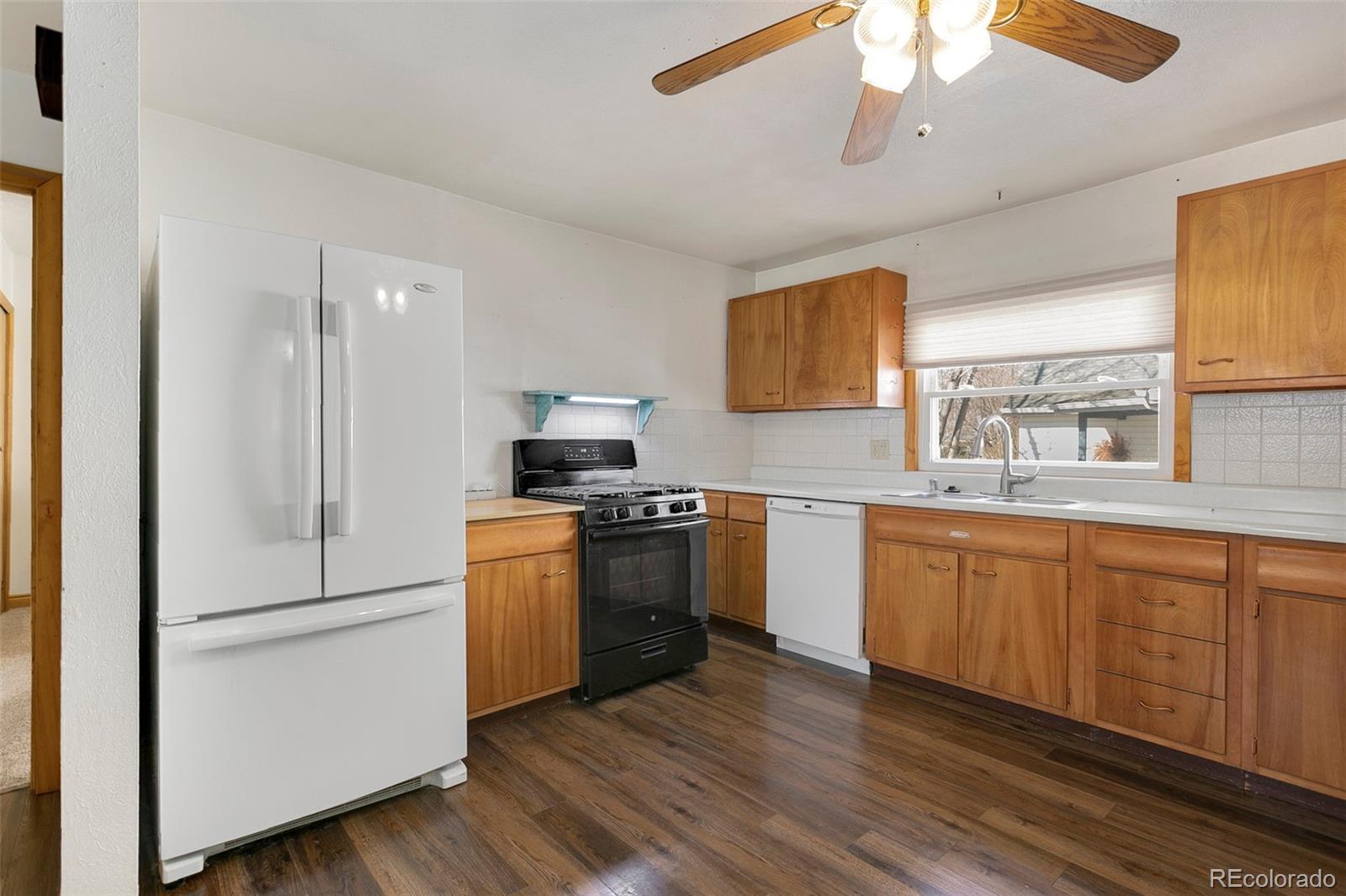 MLS Image #8 for 804  deuel street,fort morgan, Colorado