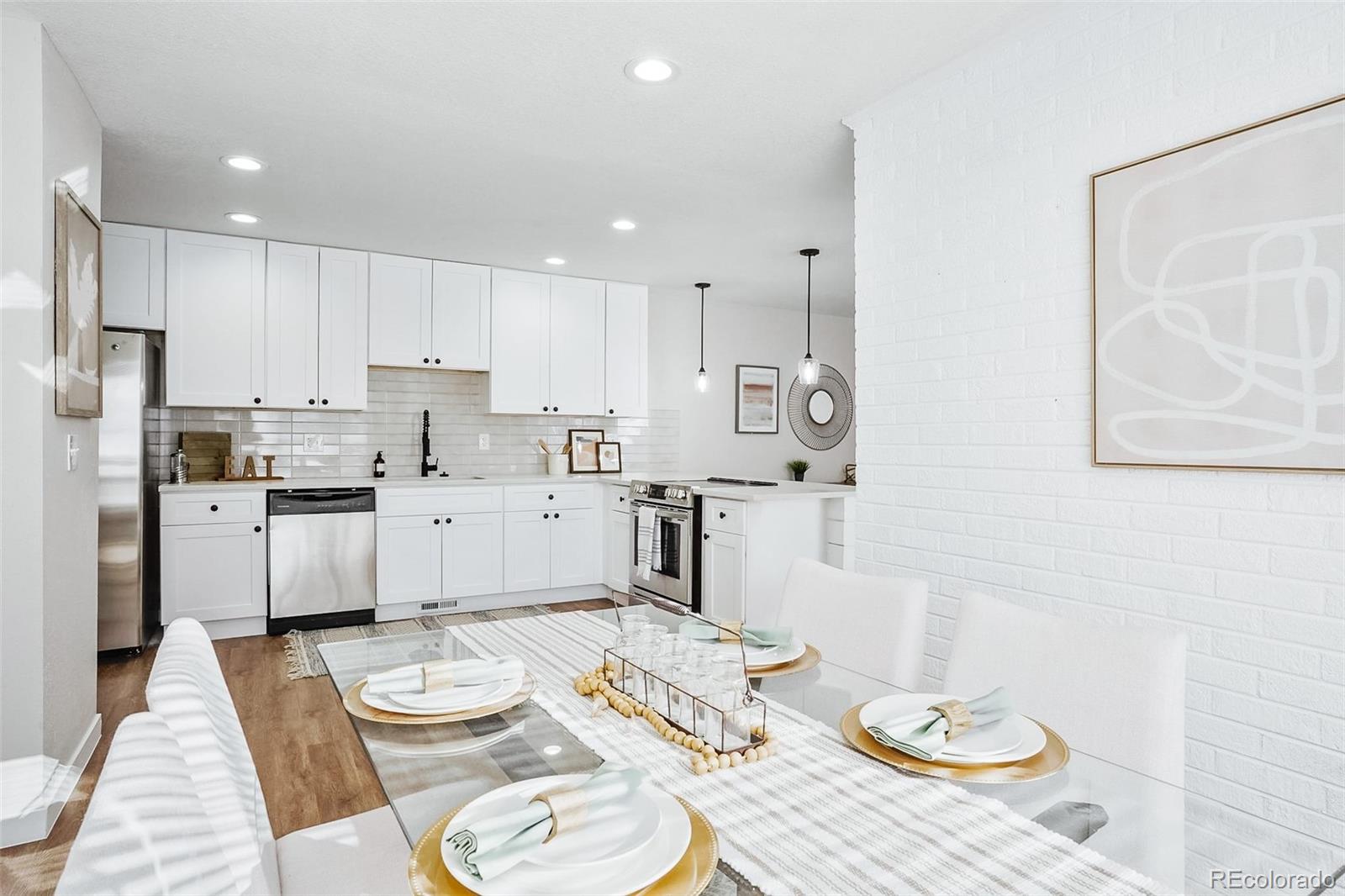 MLS Image #11 for 7124 s vine circle,centennial, Colorado