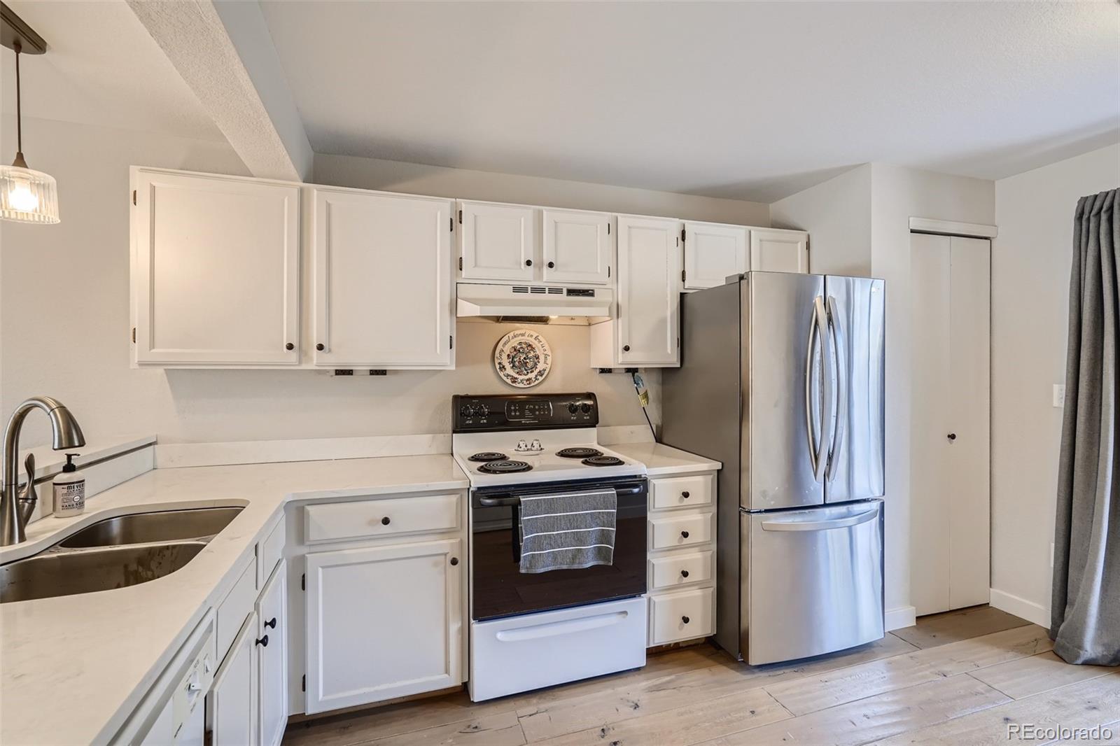 MLS Image #9 for 2202  sunridge circle,broomfield, Colorado