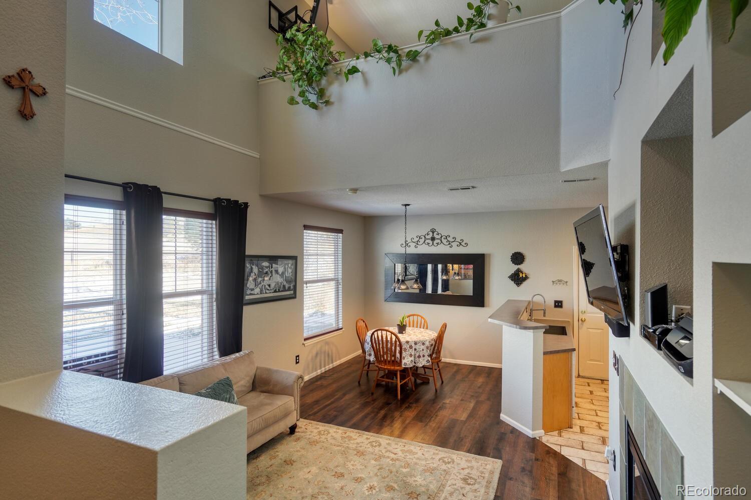 MLS Image #10 for 6703 s winnipeg circle,aurora, Colorado