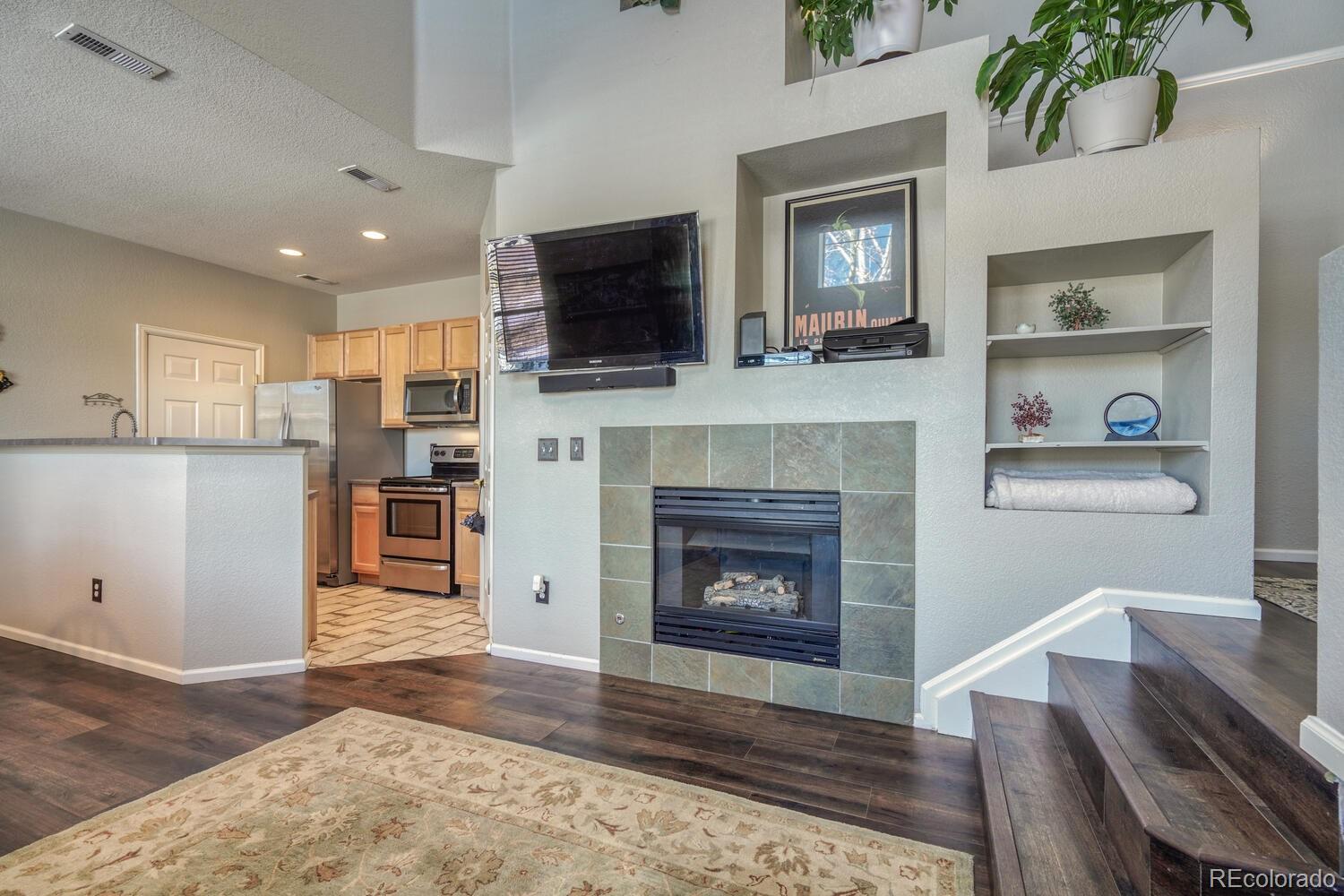 MLS Image #4 for 6703 s winnipeg circle,aurora, Colorado