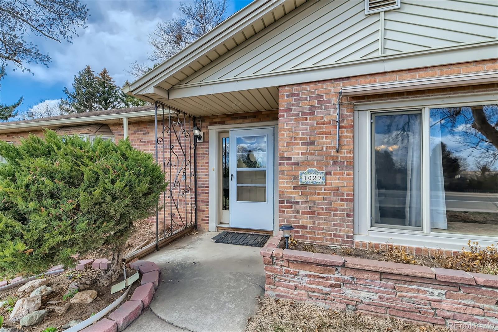 MLS Image #2 for 1029 w south 1st street,johnstown, Colorado